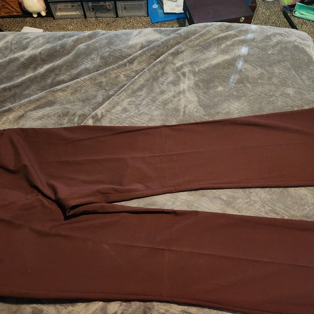 Women's Burgundy Pants
